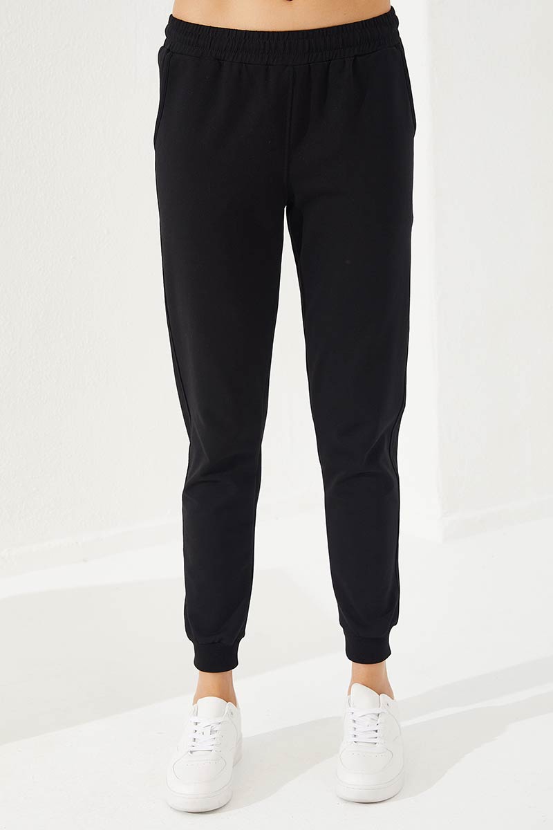 Black Women's Half Zipper Standing Collar Comfortable Form Cuffed Tracksuit Suit