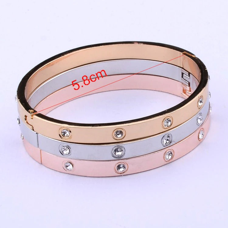 Women Bracelets Classic Lover