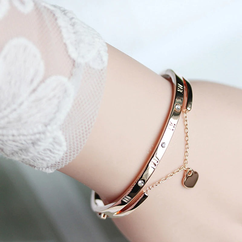 Women Bracelets Classic Lover