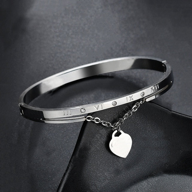 Women Bracelets Classic Lover