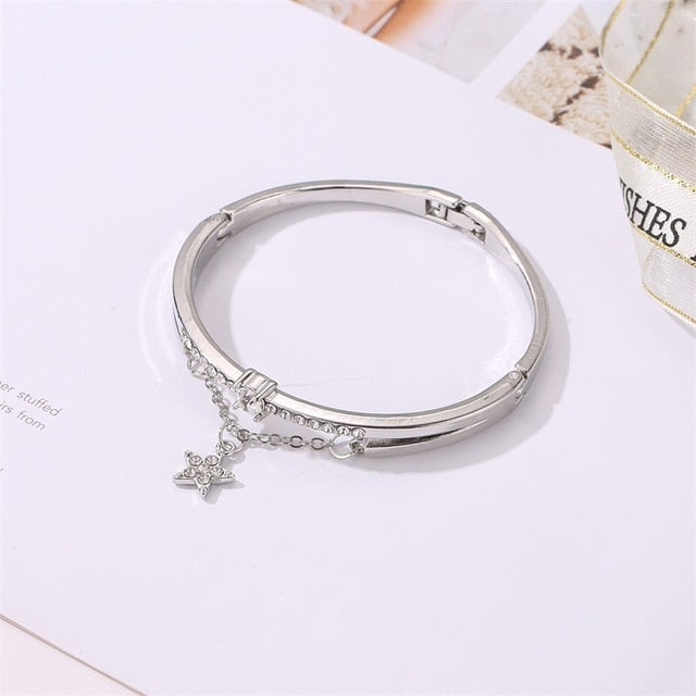 Women Bracelets Classic Lover
