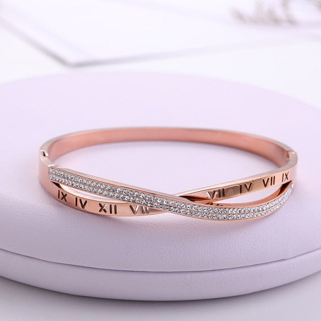Women Bracelets Classic Lover