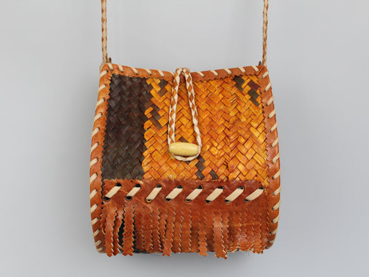 Crossbody Bag - raffia and leather - Handmade